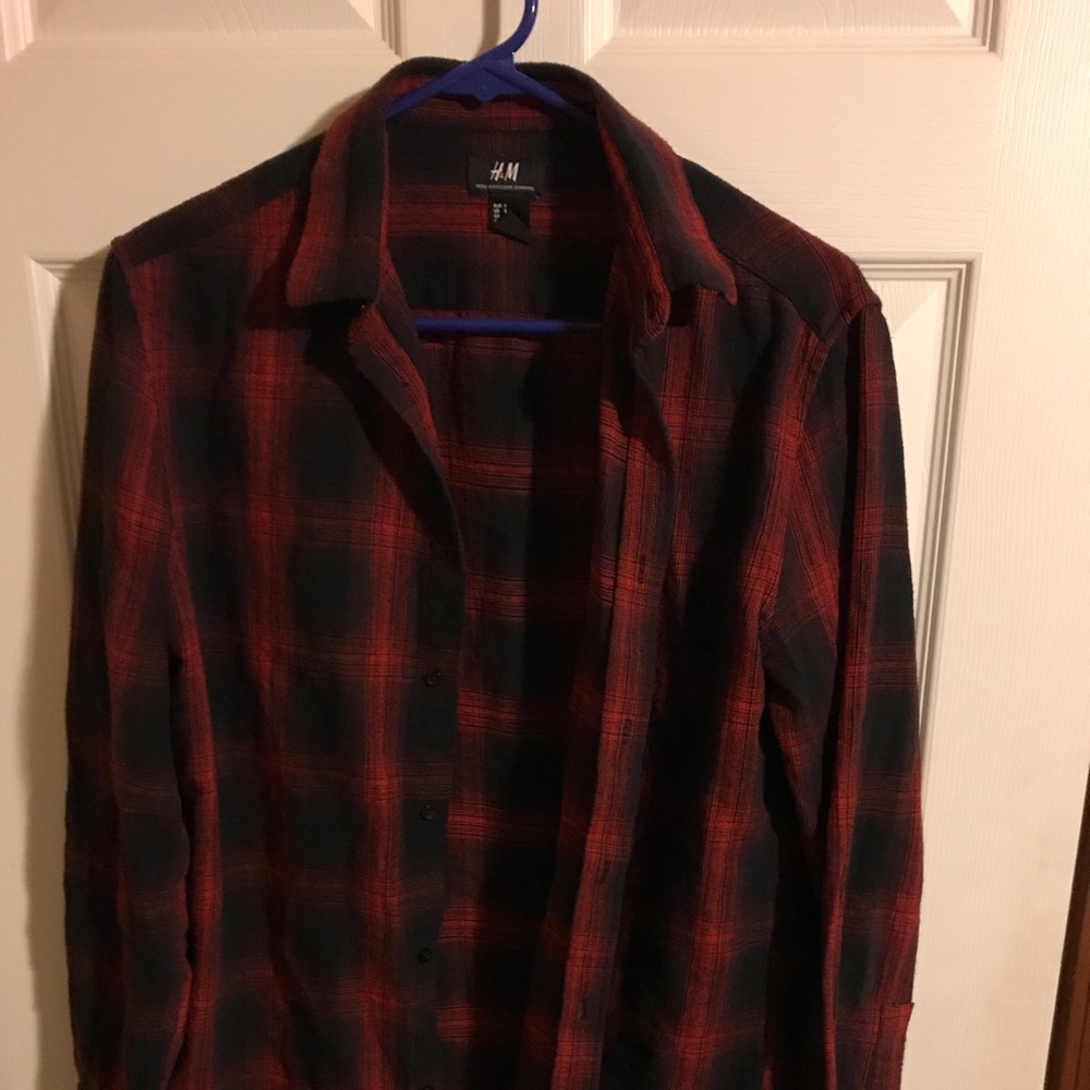 H and M flannel size small